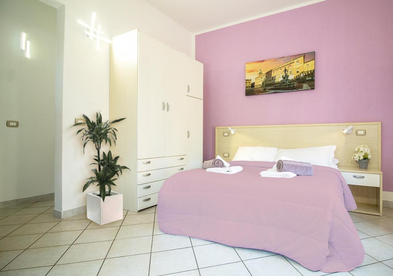 Athena Rooms - Parcheggio Privato Bologne Extérieur photo