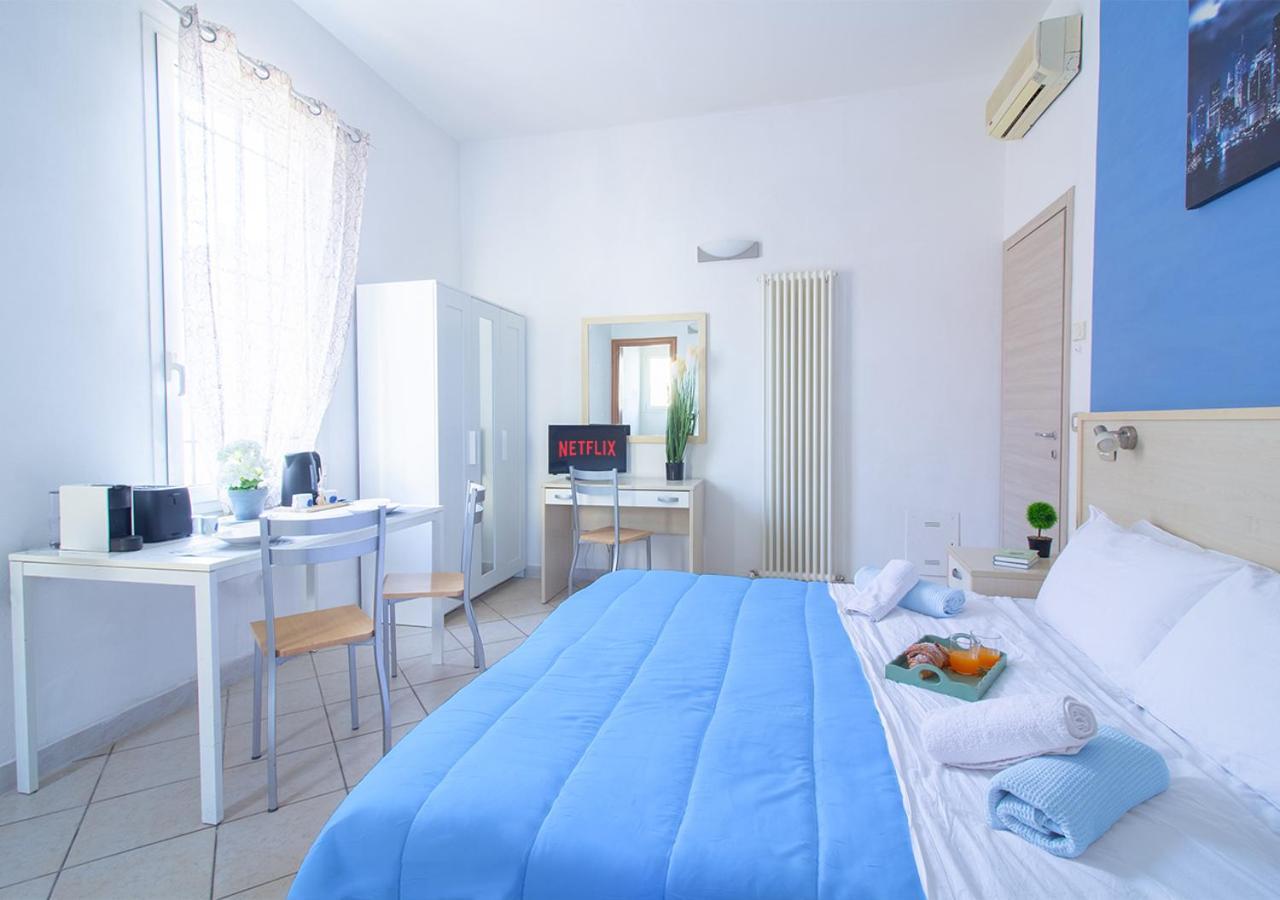Athena Rooms - Parcheggio Privato Bologne Extérieur photo