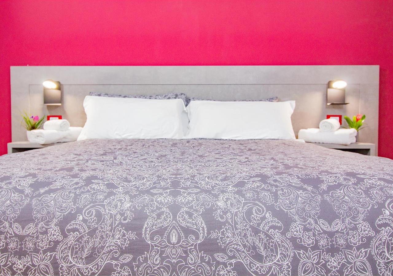 Athena Rooms - Parcheggio Privato Bologne Extérieur photo