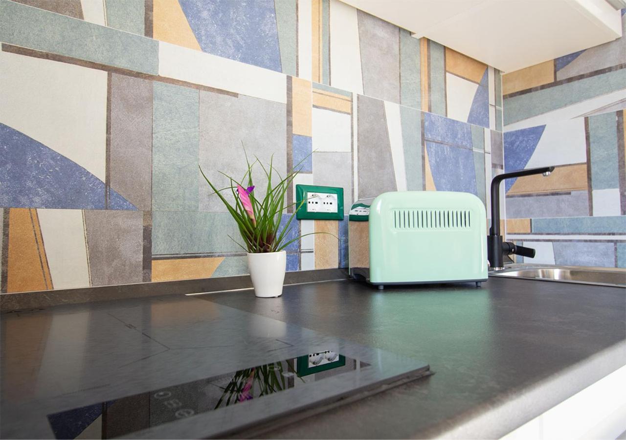 Athena Rooms - Parcheggio Privato Bologne Extérieur photo