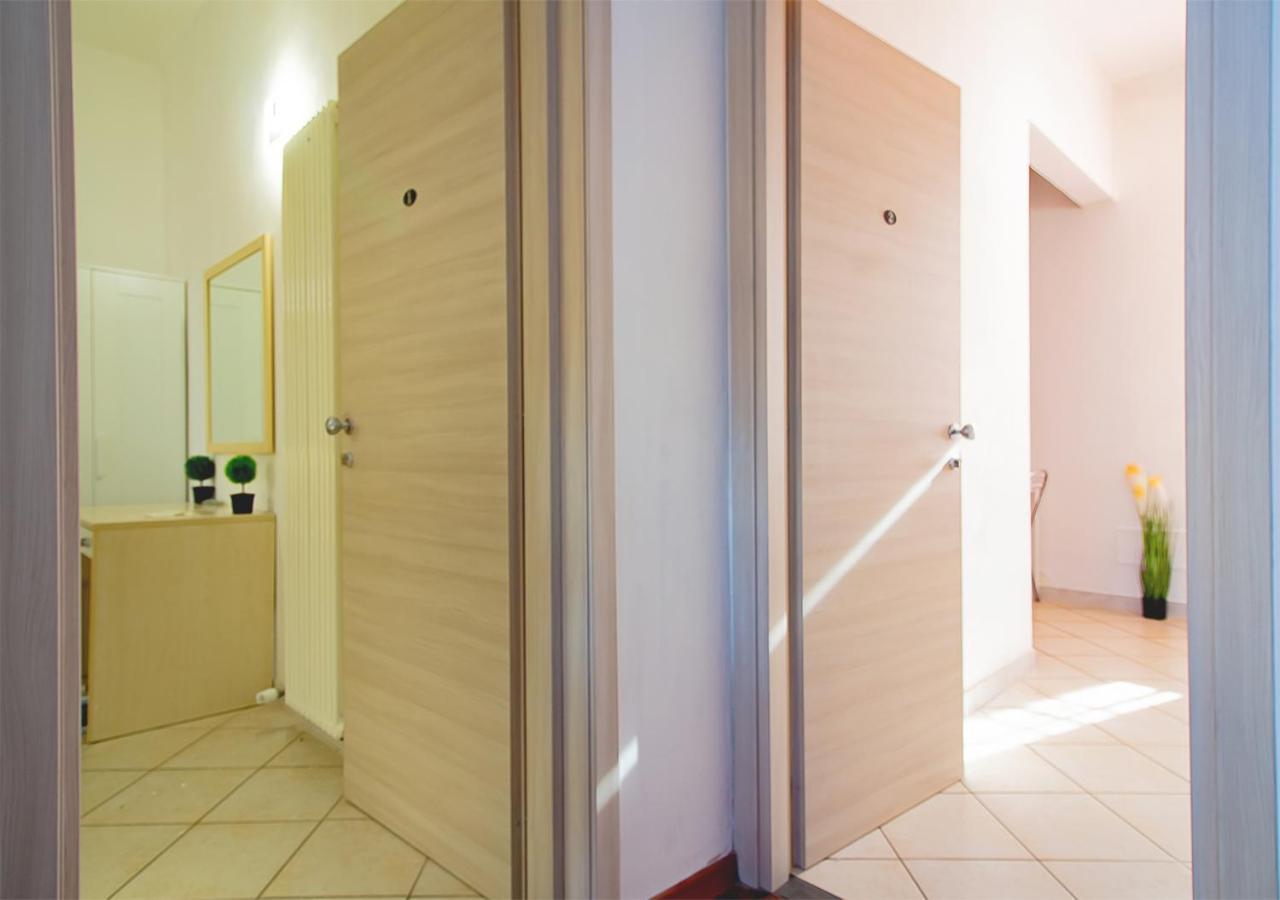 Athena Rooms - Parcheggio Privato Bologne Extérieur photo